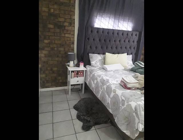 3 BEDROOM APARTMENT FOR SALE IN AMAJUBA PARK